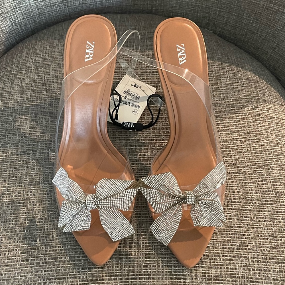 Zara • NWT Slingback Sparkly Bow Heels. Size 9.